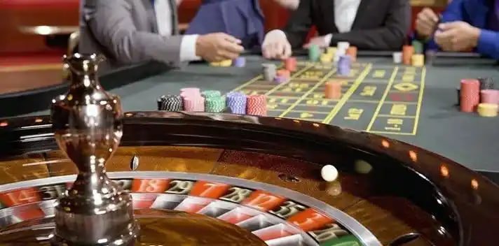 Pengguna memanfaatkan fitur permainan bertanggung jawab untuk kontrol batas waktu dan anggaran di xyz33